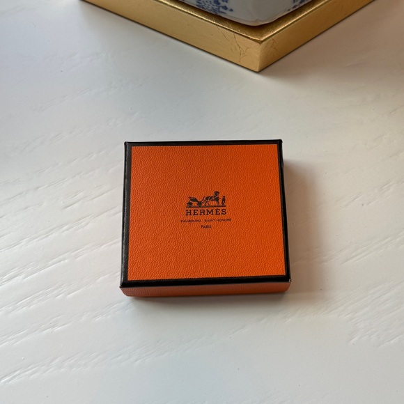 HP! ππ Hermes Atame Leather Bracelet - Picture 7 of 13